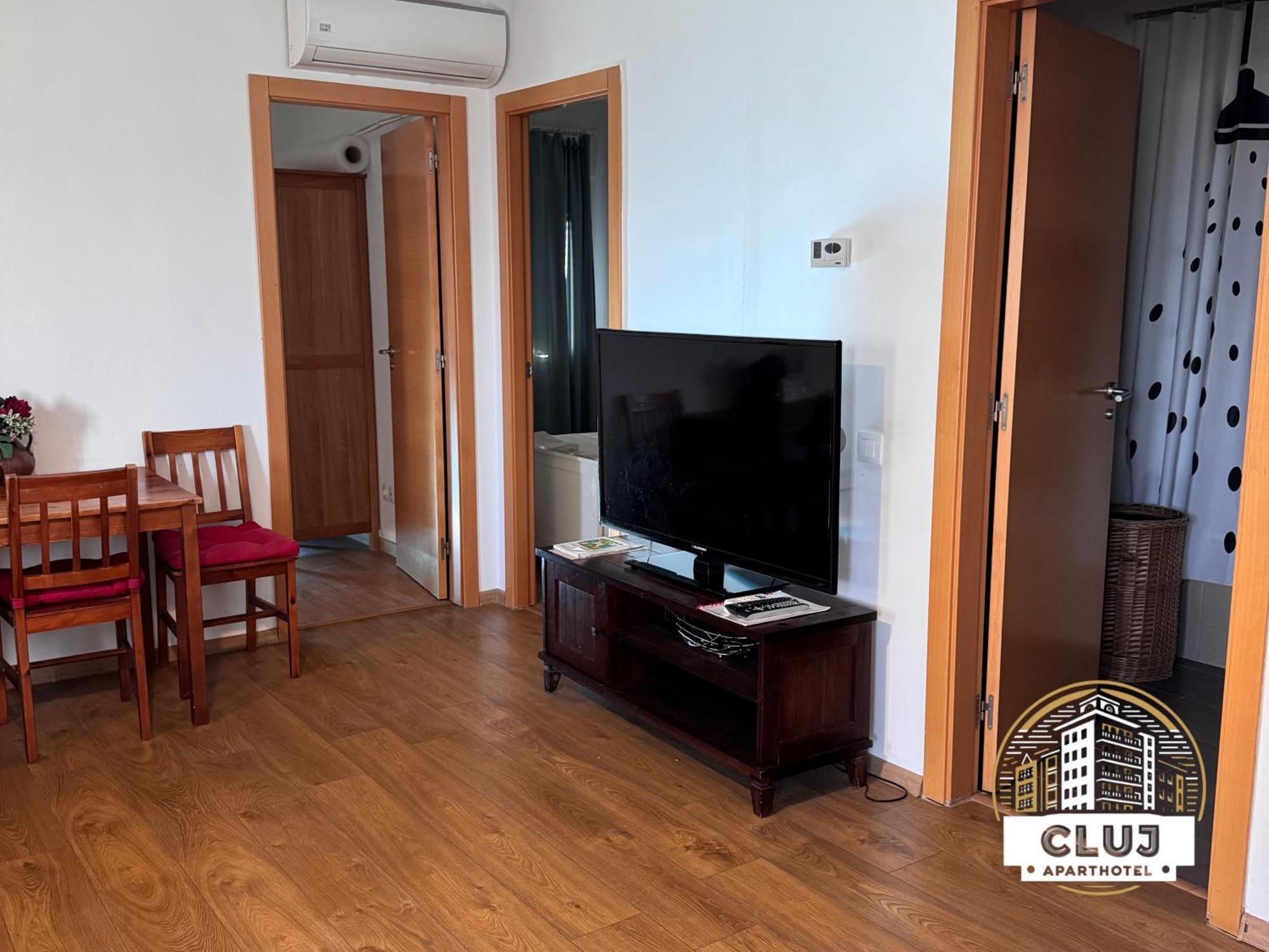 Cluj Aparthotel - Viva City - エクステリア 写真