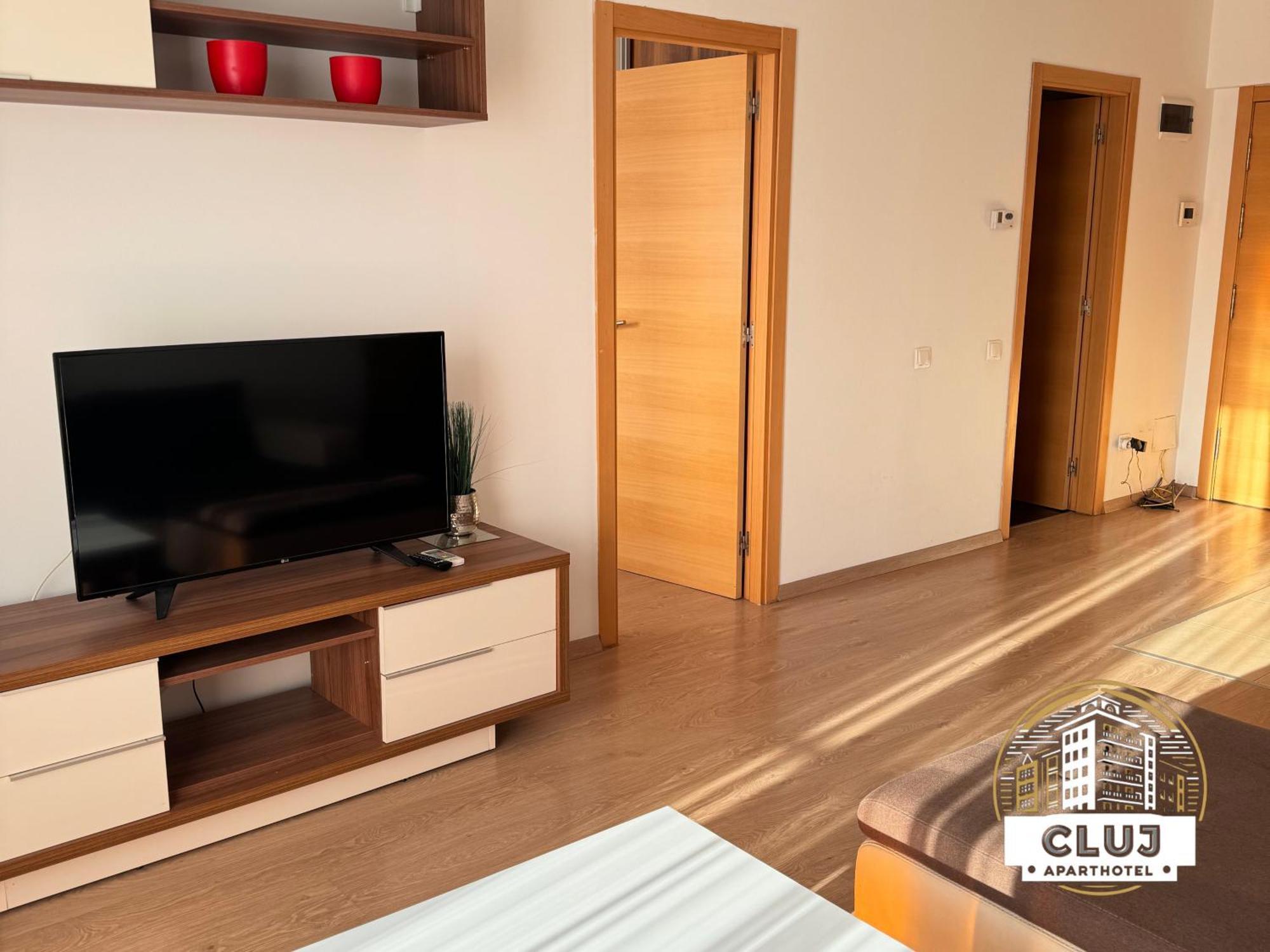 Cluj Aparthotel - Viva City - エクステリア 写真