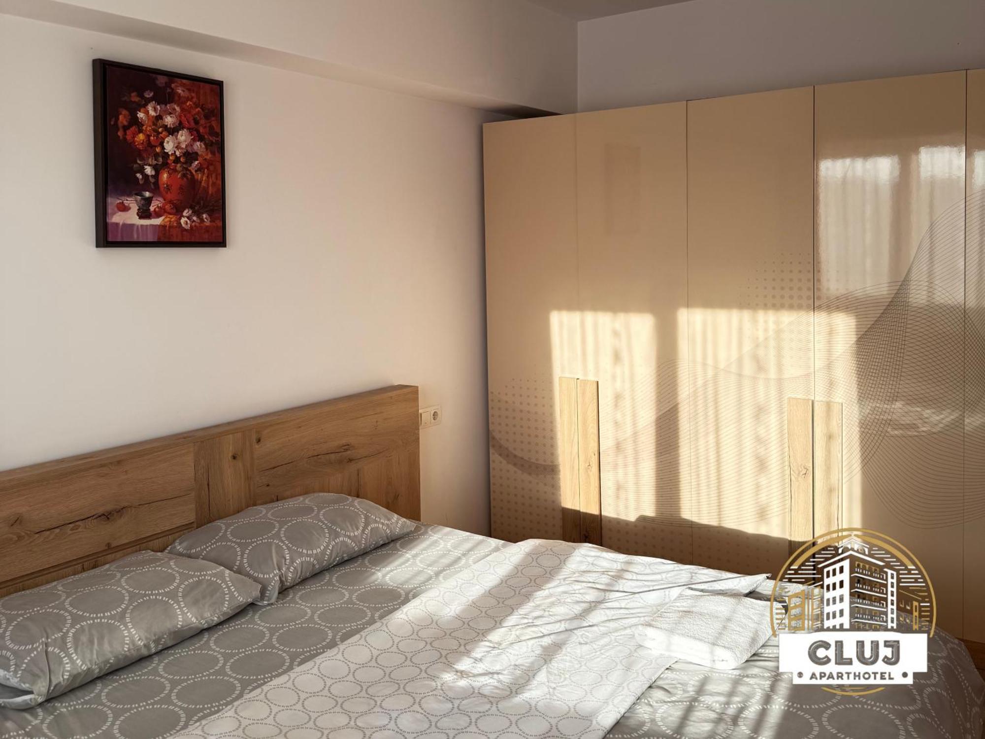 Cluj Aparthotel - Viva City - エクステリア 写真