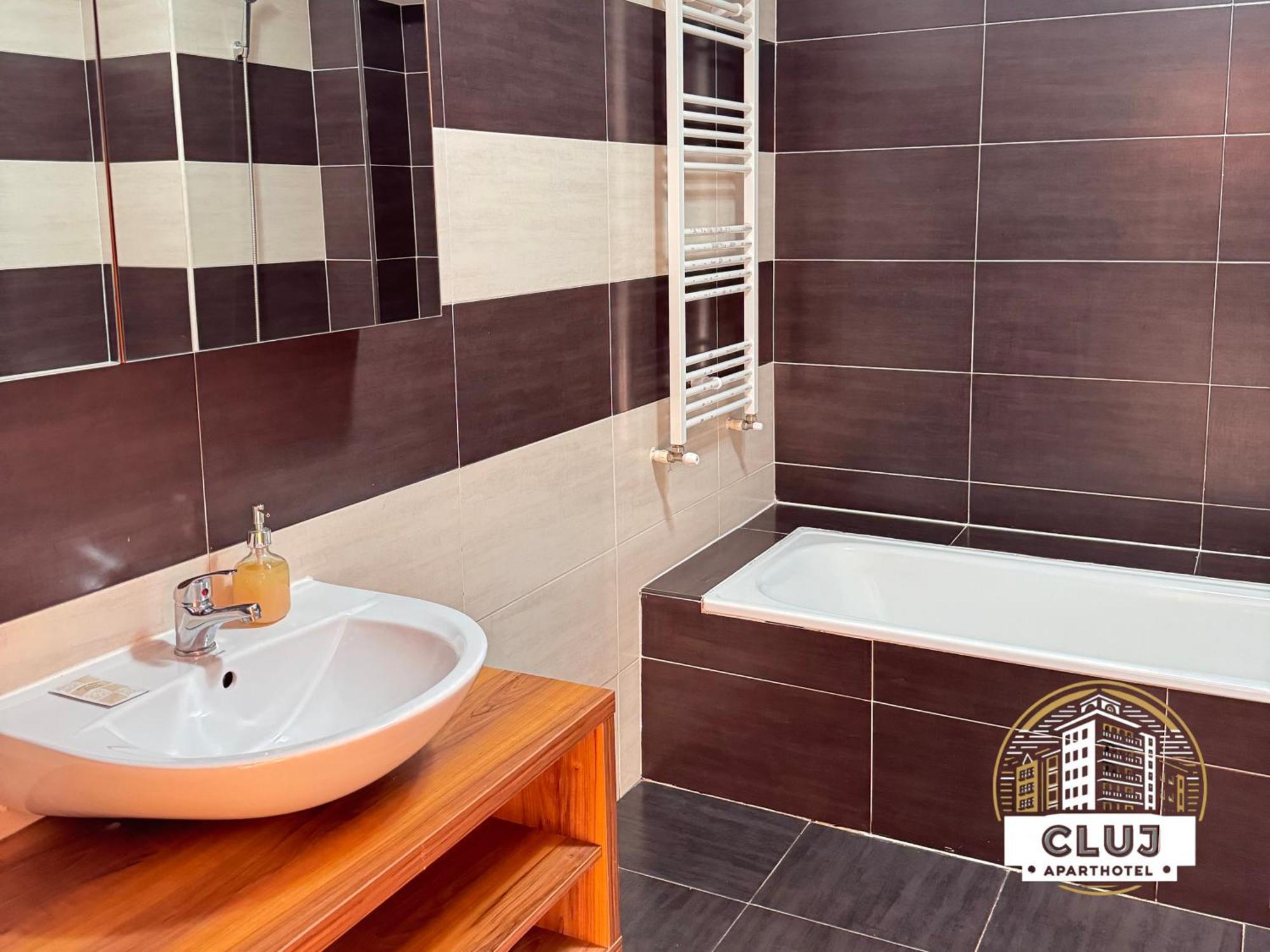Cluj Aparthotel - Viva City - エクステリア 写真