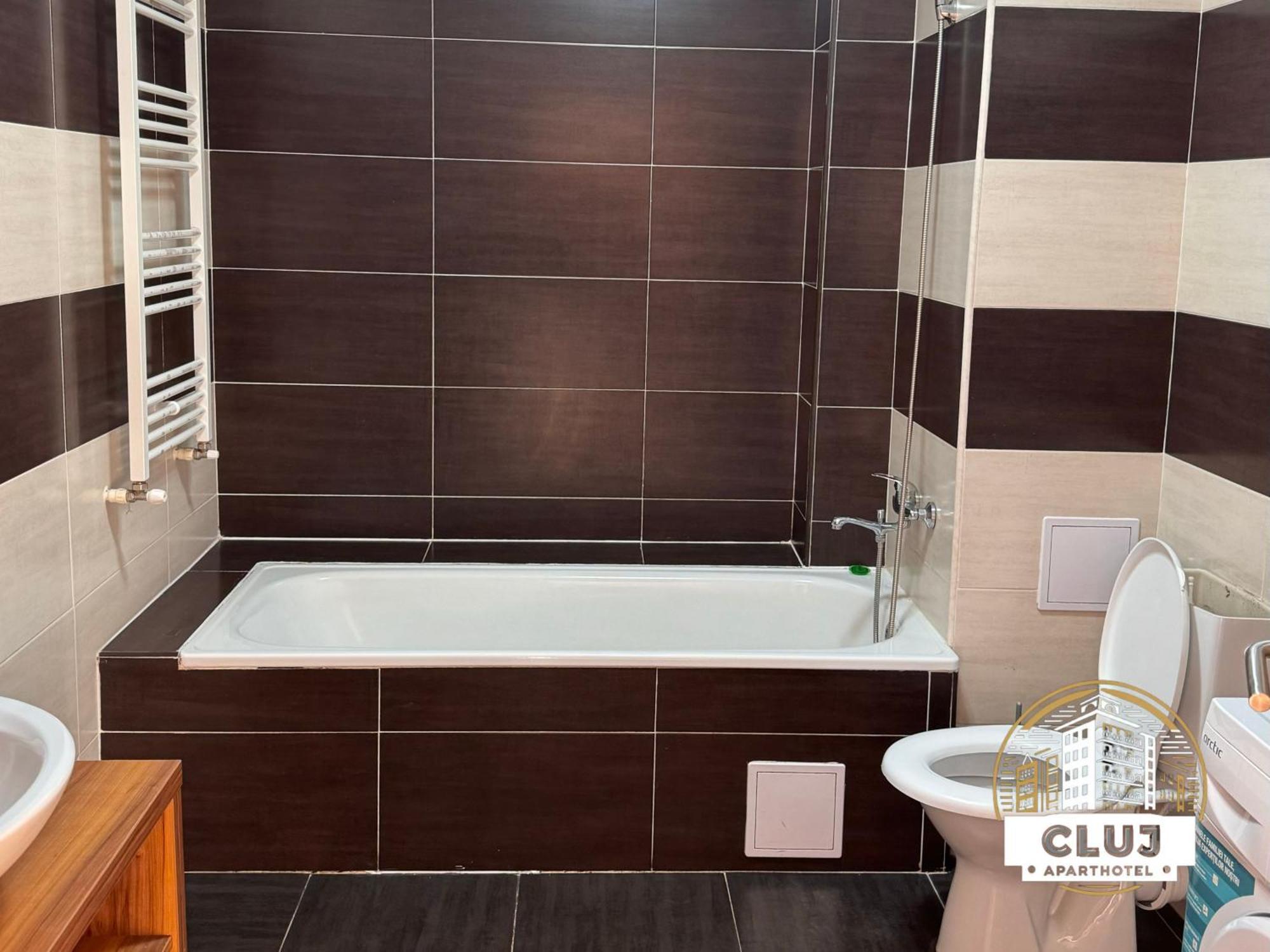 Cluj Aparthotel - Viva City - エクステリア 写真