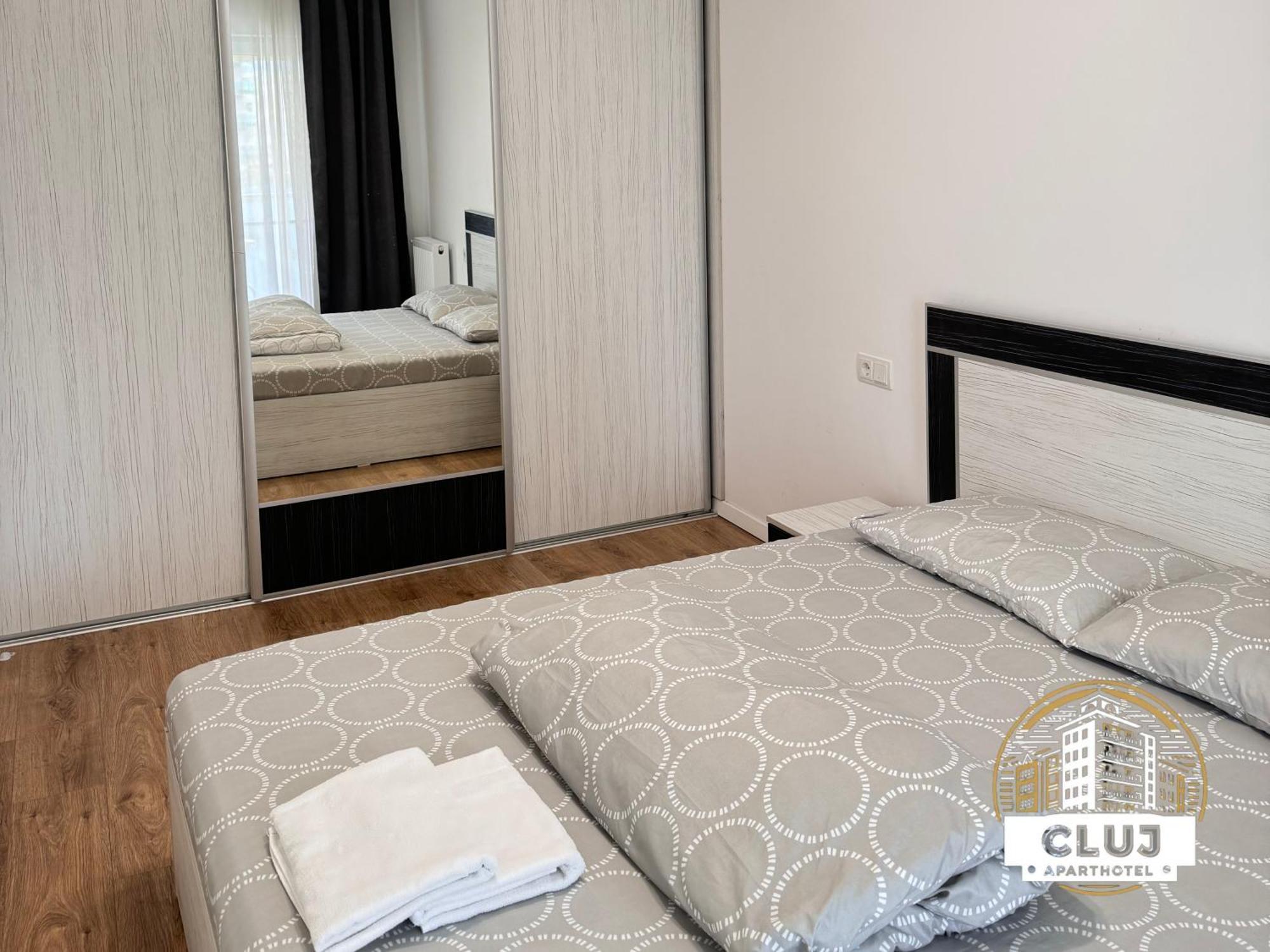 Cluj Aparthotel - Viva City - エクステリア 写真